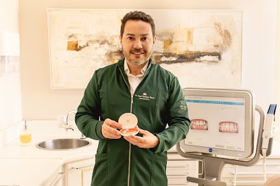 Dr. Paulo Henrique Souza | Invisalign | Clareamento | Aparelhos | Dentista em Juiz de Fora